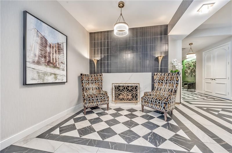 4545 Wornall Rd #101, Kansas City, MO 64111