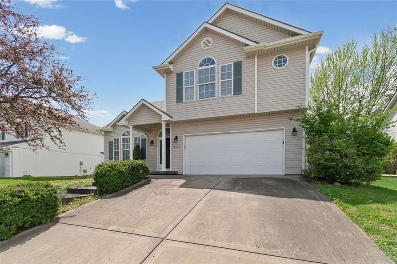 9112 Camden Ave, Kansas City, MO 64154