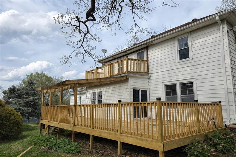 2209 39th Ter, Kansas City, MO 64116