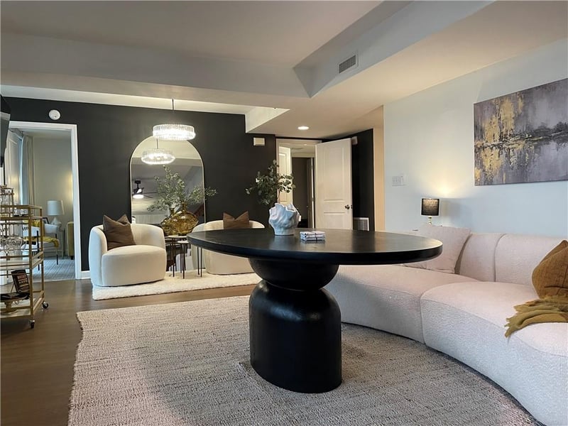 600 Admiral Blvd #1505, Kansas City, MO 64106