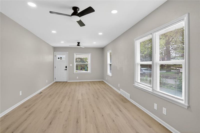 1422 41st St, Kansas City, KS 66106