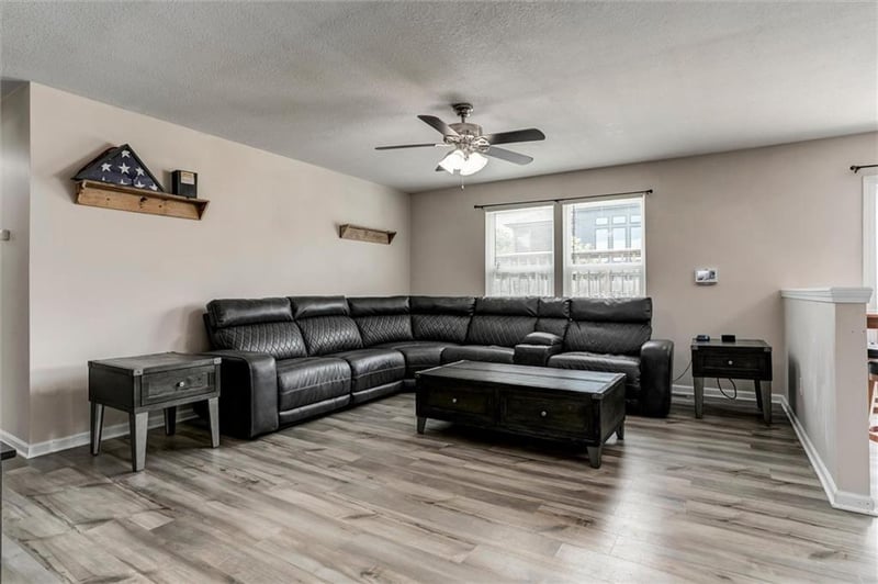 406 Jackson St, Archie, MO 64725