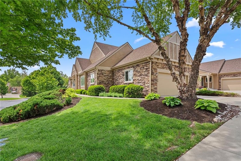 14128 Summit St, Olathe, KS 66062
