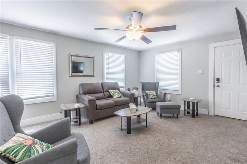 217 Hunter St, Independence, MO 64050