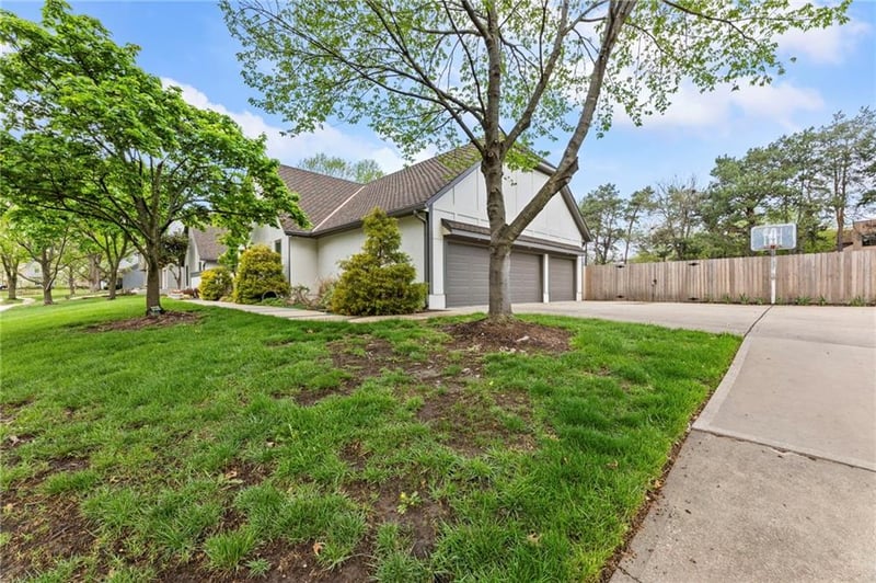 11262 Hadley St, Overland Park, KS 66210