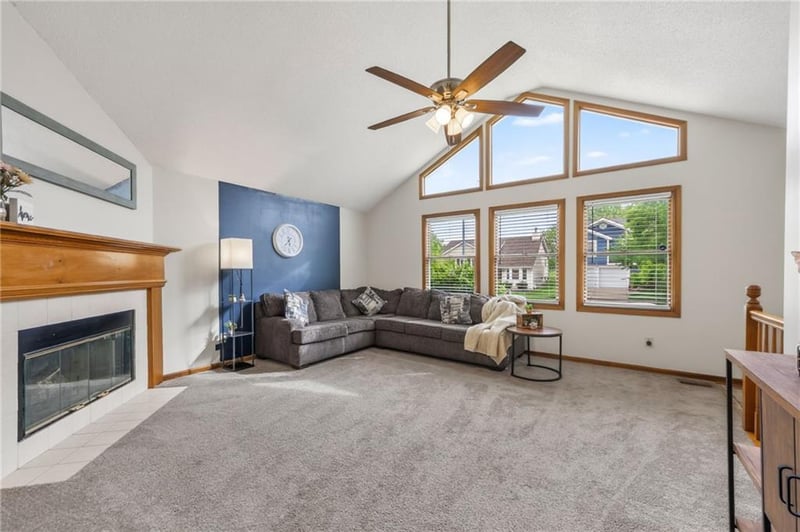 6248 Mercier St, Kansas City, MO 64118
