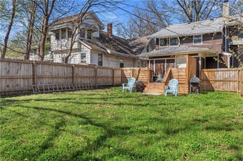 4031 S Benton Ave, Kansas City, MO 64130