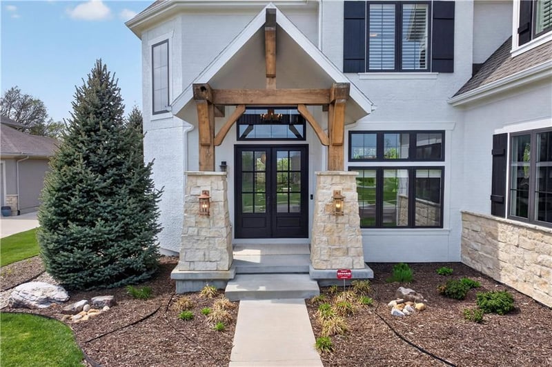 16404 Rosehill St, Overland Park, KS 66221