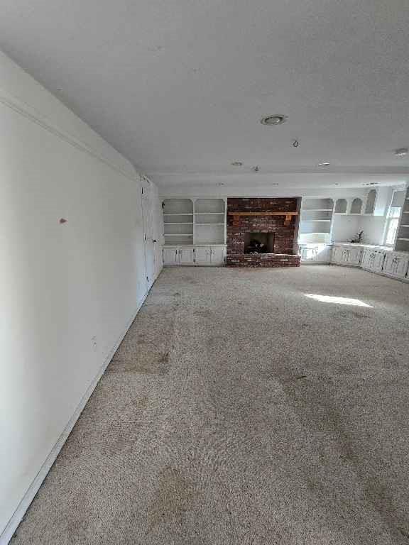 412 Frontier Rd, Lawrence, KS 66049