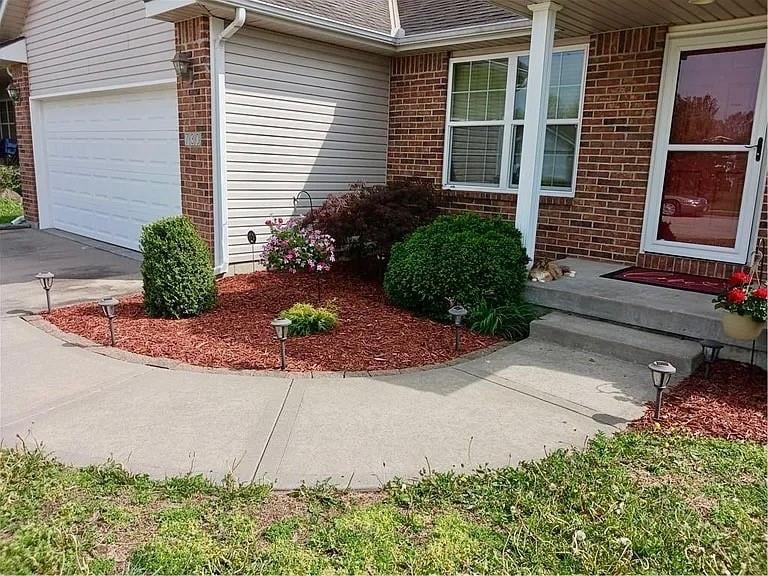 730 Burlington Rd, Warrensburg, MO 64093