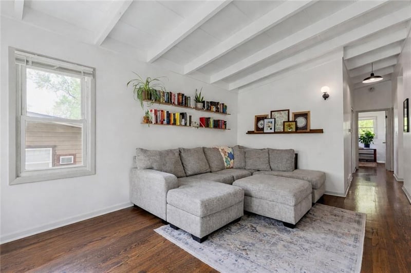 706 Brown St, Liberty, MO 64068