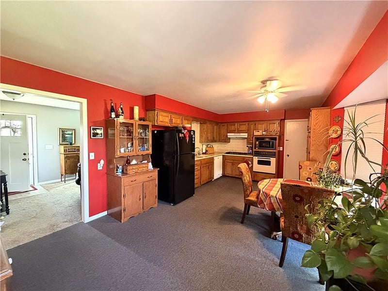 13230 Kansas Ave, Bonner Springs, KS 66012