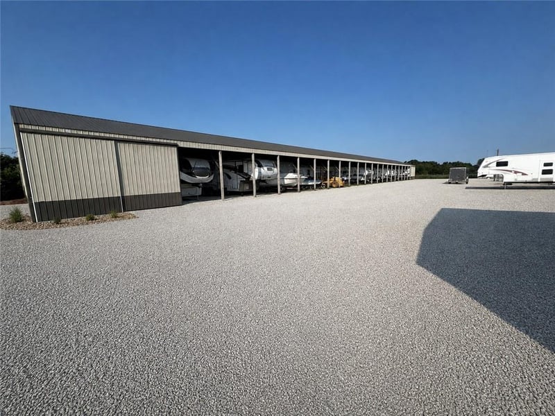 9983 SE Hwy 7 Hw, Clinton, MO 64735