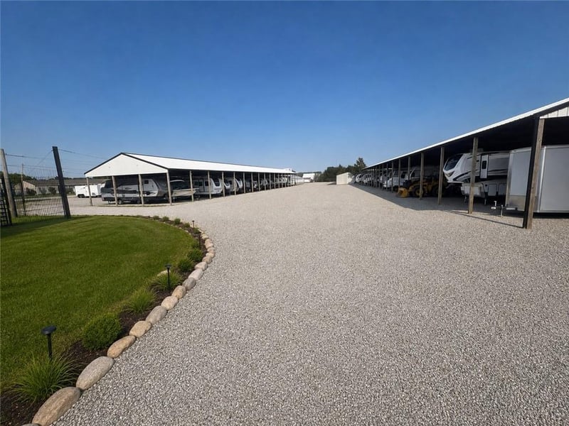 9983 SE Hwy 7 Hw, Clinton, MO 64735