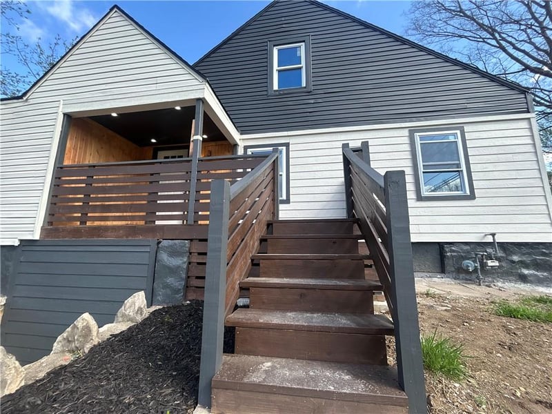 3408 72nd St, Kansas City, MO 64132