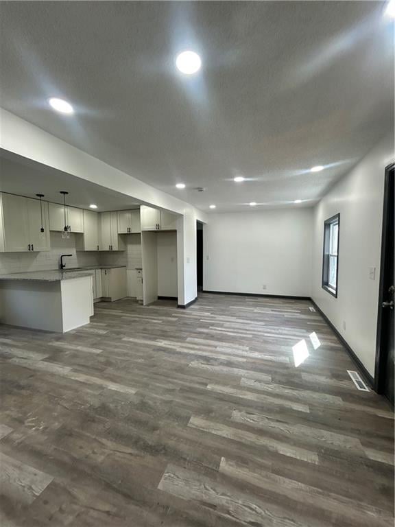 3408 72nd St, Kansas City, MO 64132