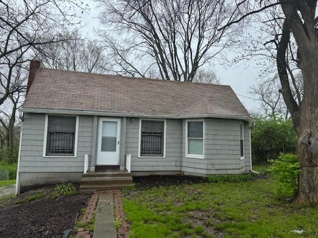 6800 Blue Pw, Kansas City, MO 64129