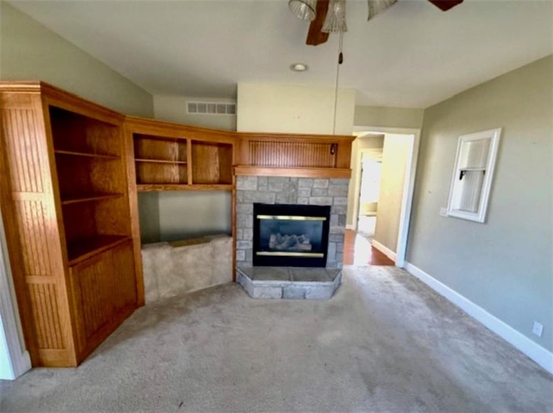 22367 Madison St, Spring Hill, KS 66083