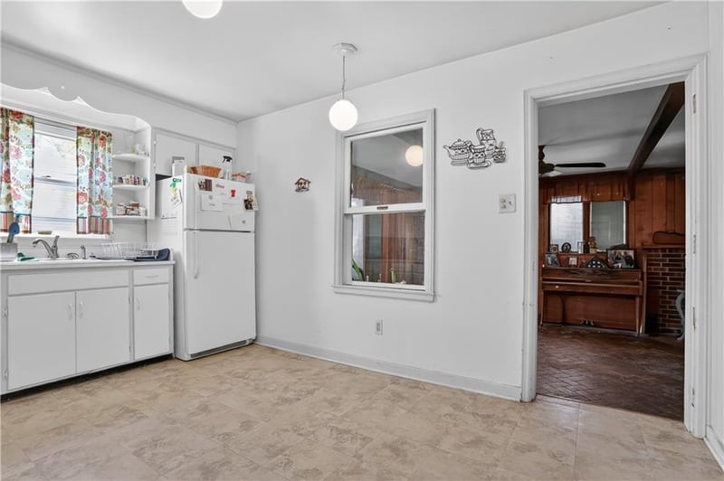 1336 6th Ave, Leavenworth, KS 66048