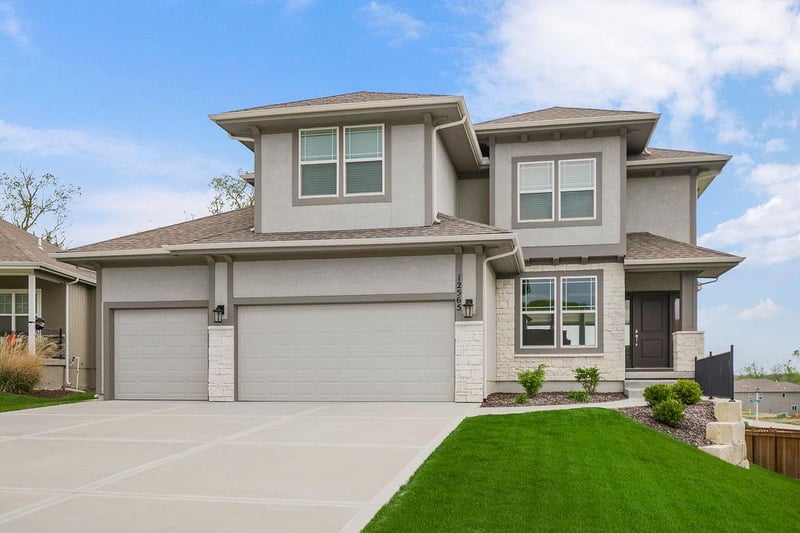 12565 Meadow View St, Olathe, KS 66061