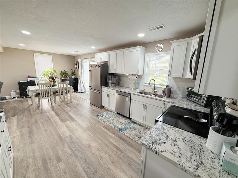 210 Franklin St, Raymore, MO 64083