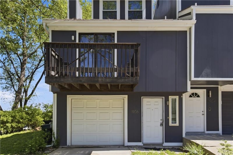 1906 Lawrence Ct, Kansas City, KS 66103