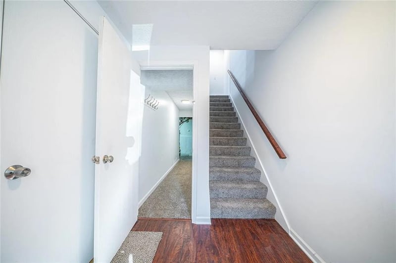 1906 Lawrence Ct, Kansas City, KS 66103