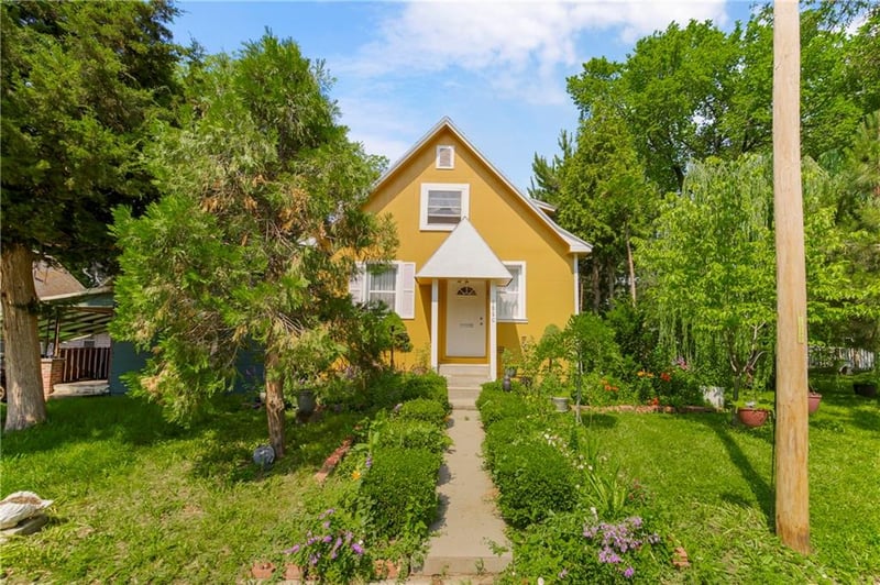 1870 27th St, Kansas City, KS 66104