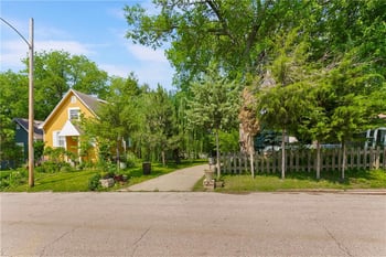 1870 N 27th St, Kansas City, KS 66104
