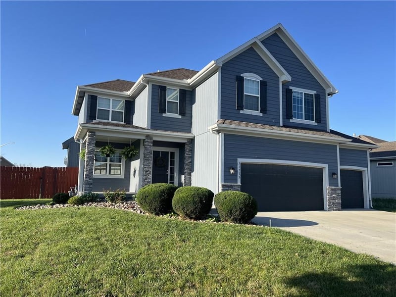 31715 171 St, Gardner, KS 66030