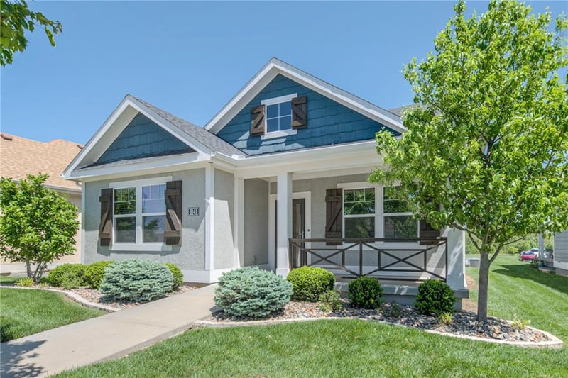 8141 Farley Ave, Kansas City, MO 64158