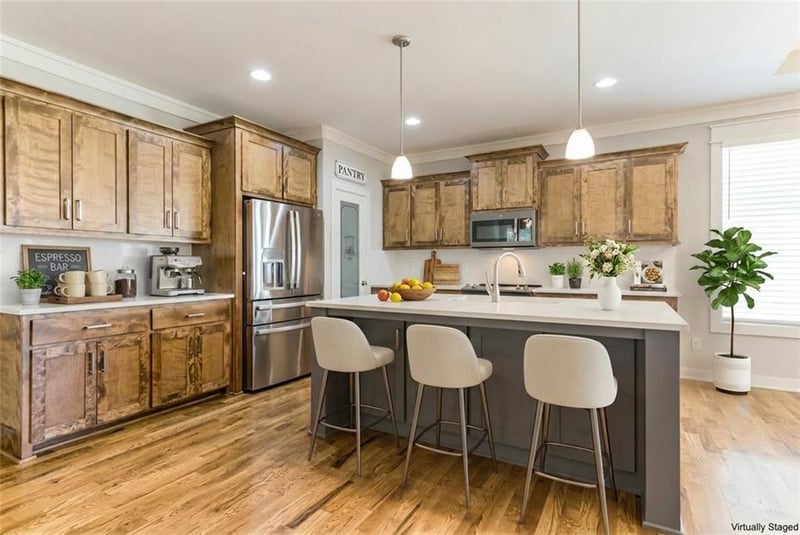 8141 Farley Ave, Kansas City, MO 64158