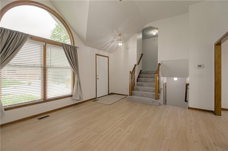 11201 Lewis Ave, Kansas City, MO 64157