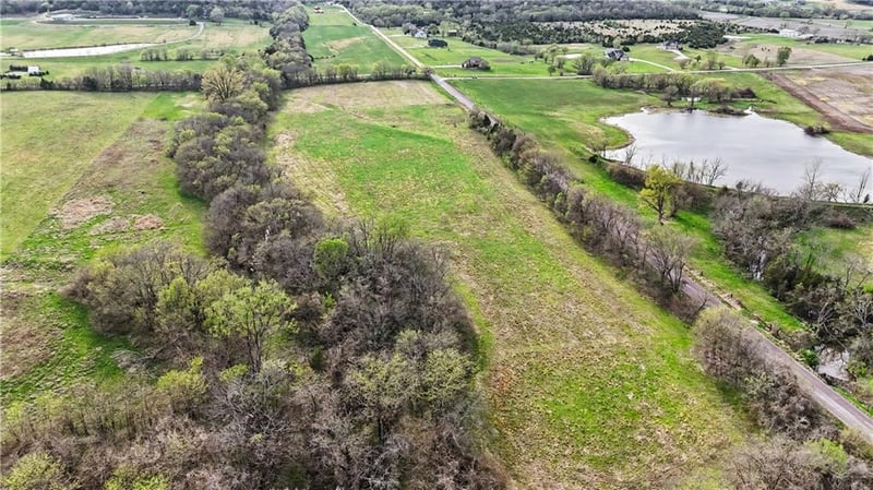 LOT 4 Nila Estates Donahoo Rd, Tonganoxie, KS 66086