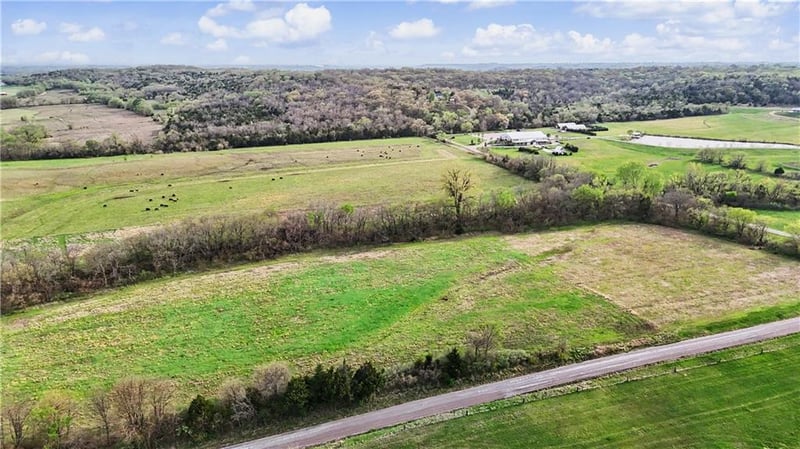 LOT 4 Nila Estates Donahoo Rd, Tonganoxie, KS 66086