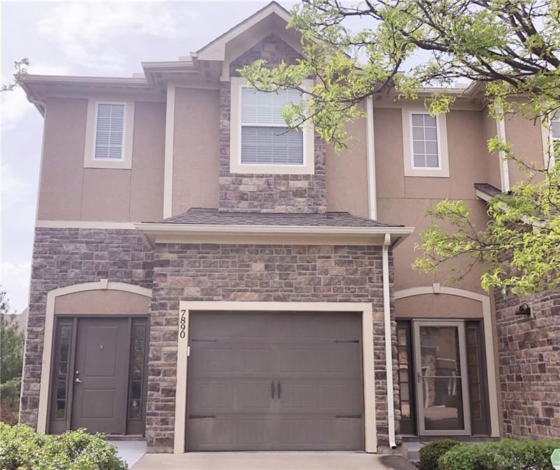 7890 W 158 Ct, Overland Park, KS 66223