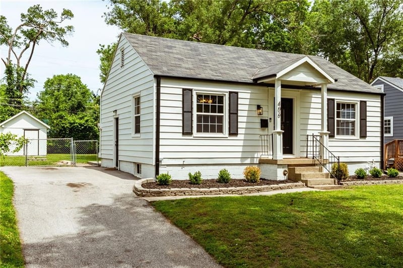 406 86th Ter, Kansas City, MO 64114