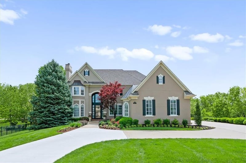 15405 Knox St, Overland Park, KS 66221