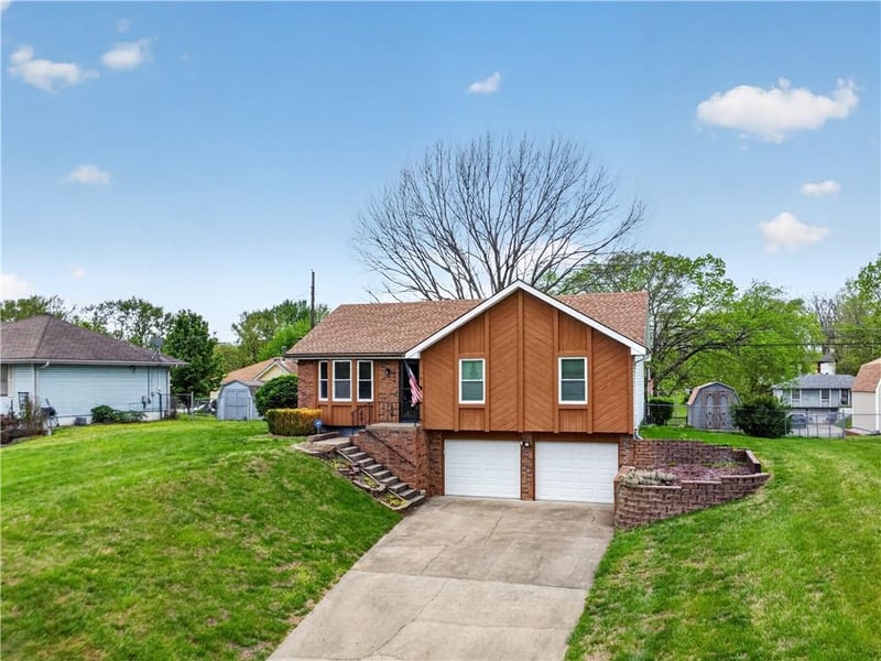 3650 Wayne Ave, Kansas City, MO 64116