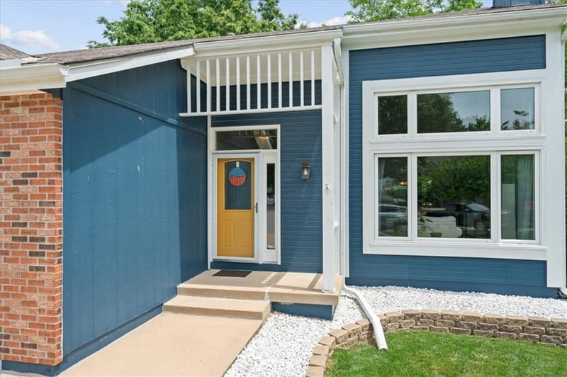 511 Franklin Ct, Blue Springs, MO 64014