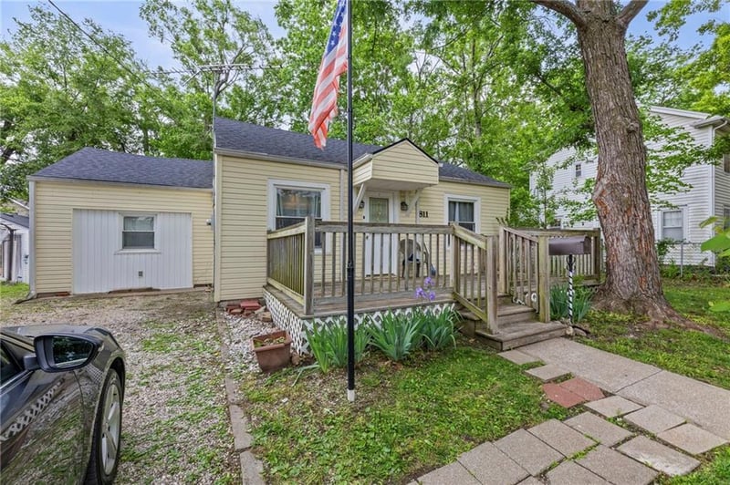 811 Hickory St, Ottawa, KS 66067