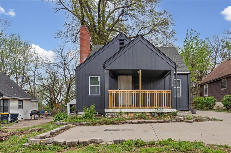 3416 62nd St, Kansas City, MO 64130