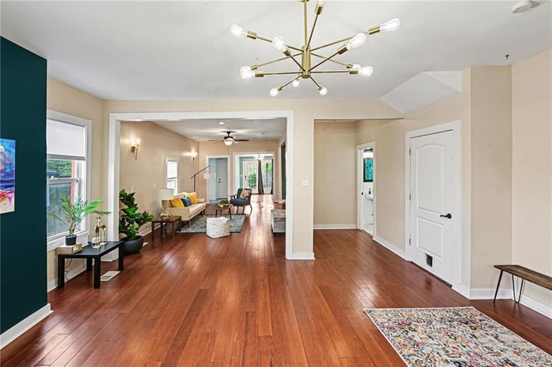 3944 Mcgee St, Kansas City, MO 64111