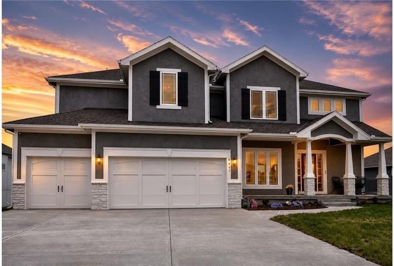 9411 98th Ter, Kansas City, MO 64157