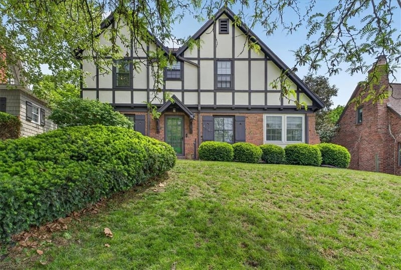 4947 State Line Rd, Kansas City, MO 64112