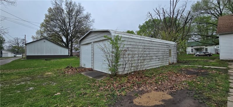 407 Bismark St, Concordia, MO 64020