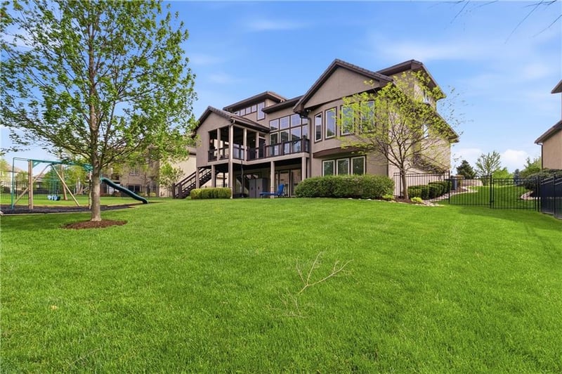 11604 164th Pl, Overland Park, KS 66221