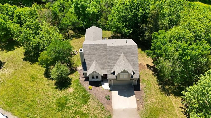 881 1928 Rd, Lecompton, KS 66050