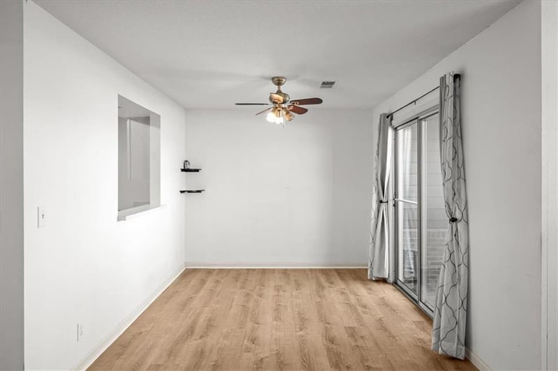 11110 Nieman #101 Rd, Overland Park, KS 66210