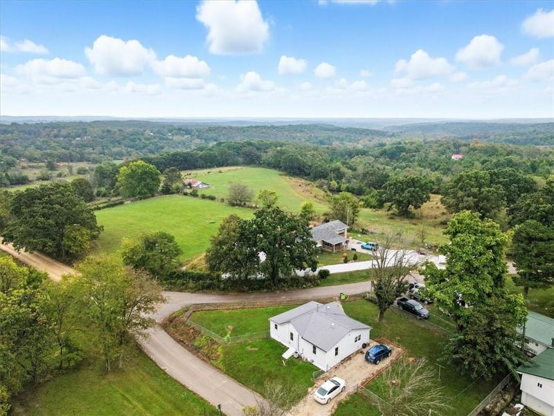13547 Old Marvin Rd, Versailles, MO 65084